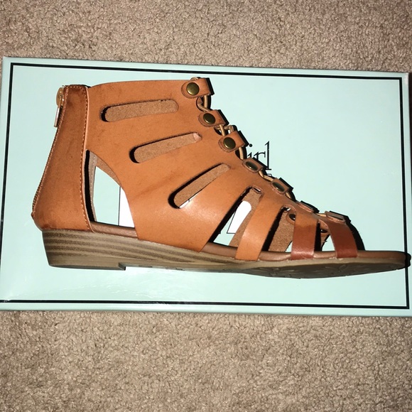 Mia Girl Sandals - Picture 1 of 5